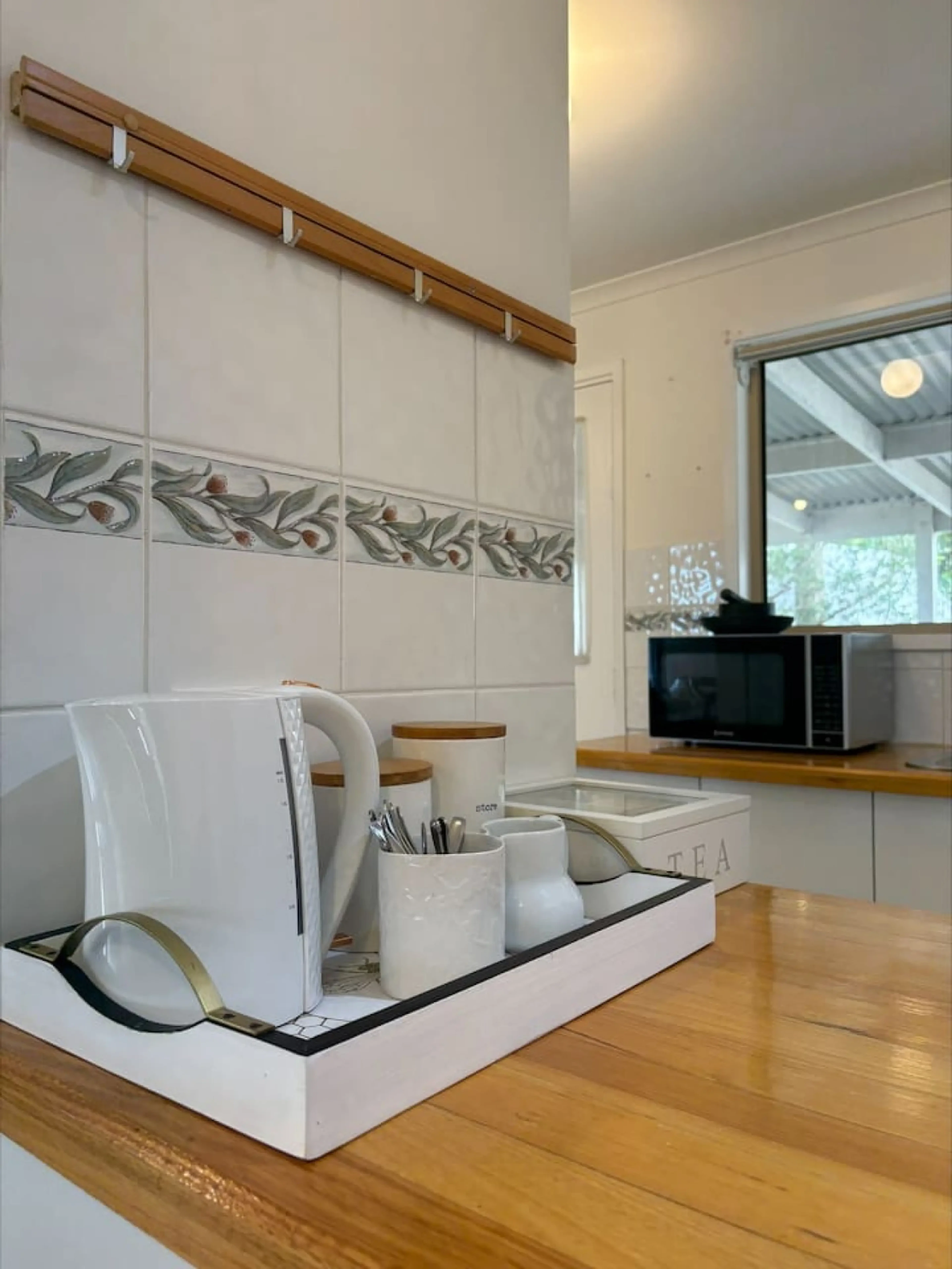 Pine Lea Lodge kitchen with tea station