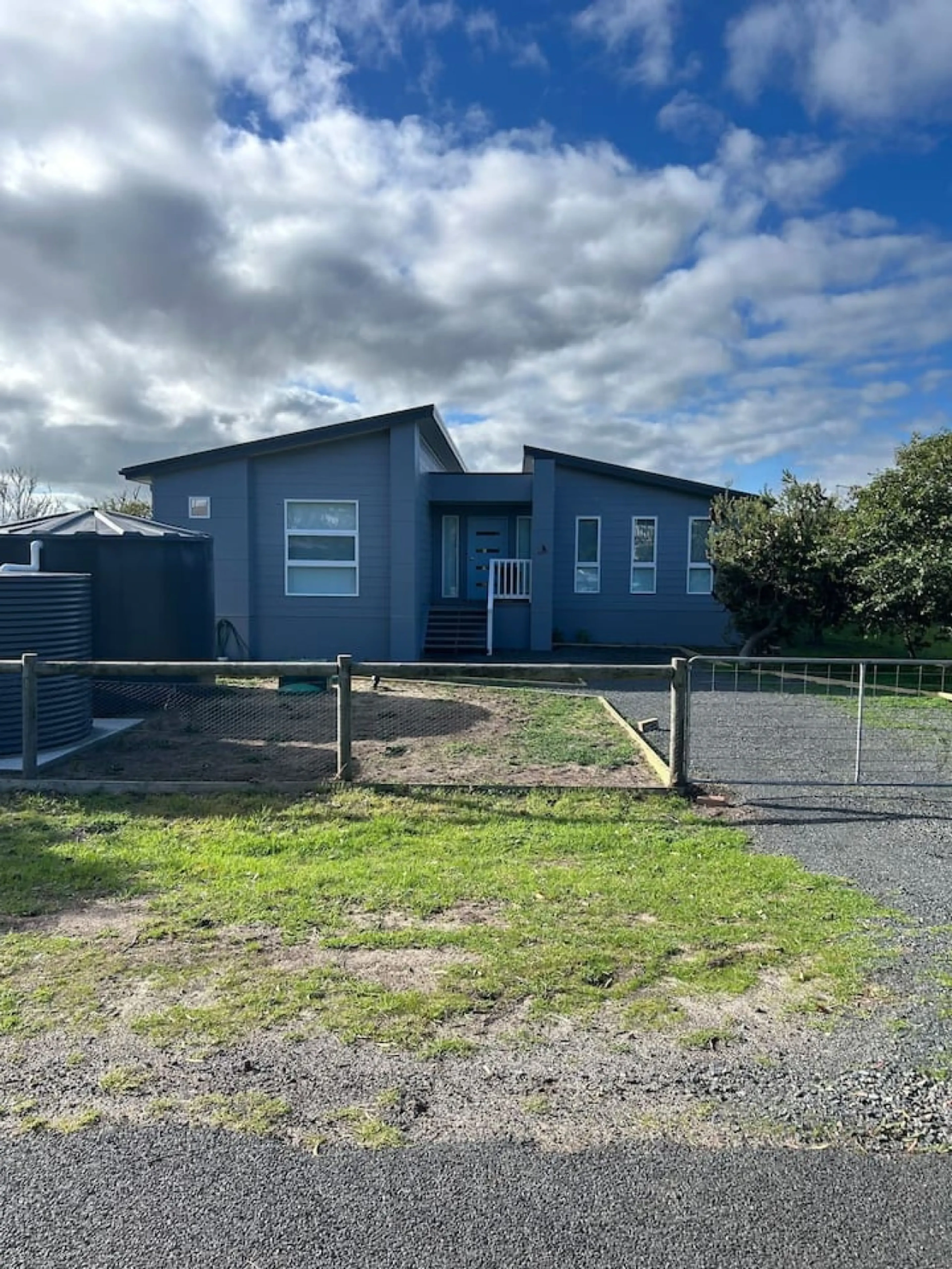 Roo Views holiday home exterior front view