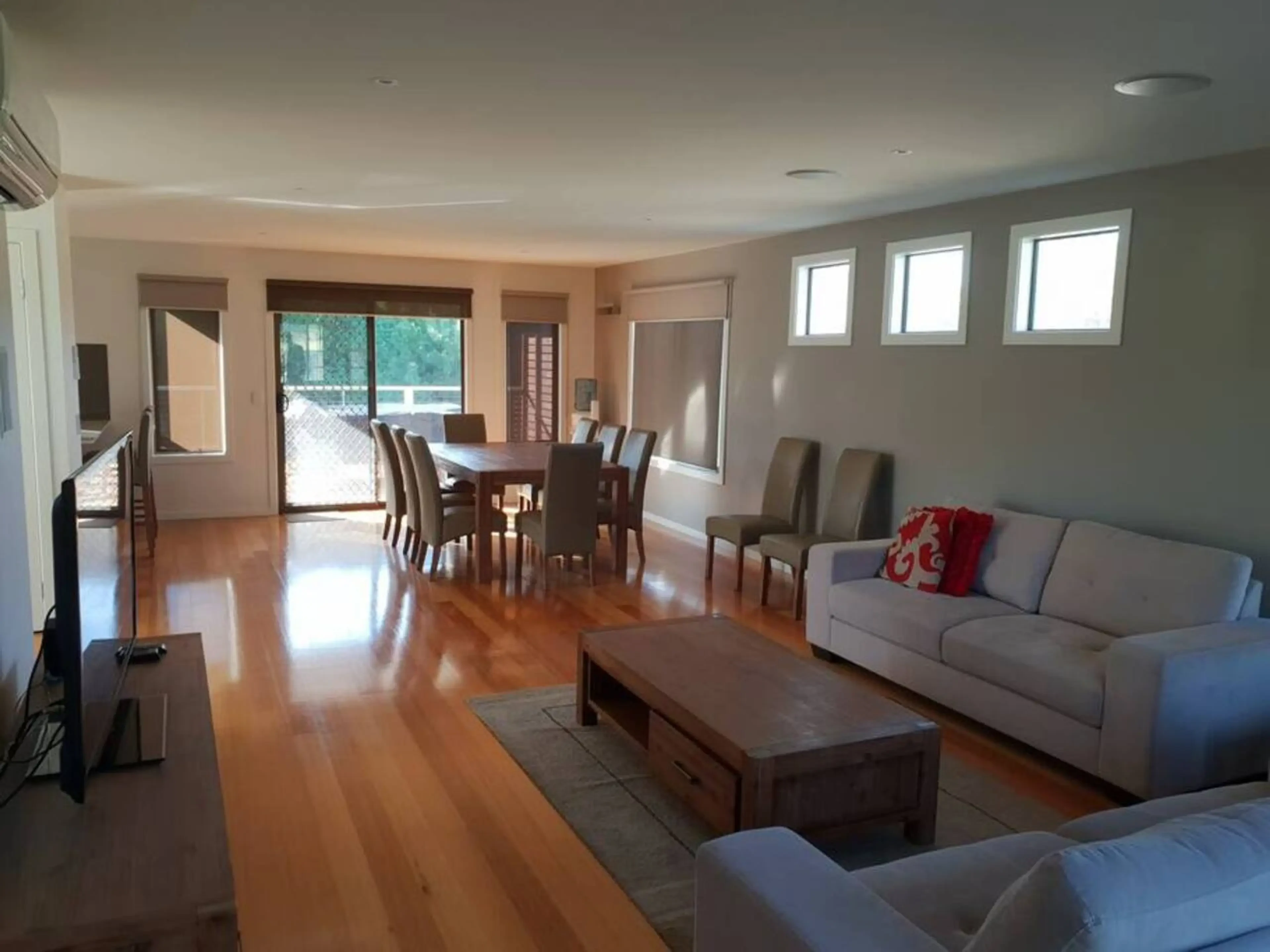 Venus Haven open-plan living and dining area