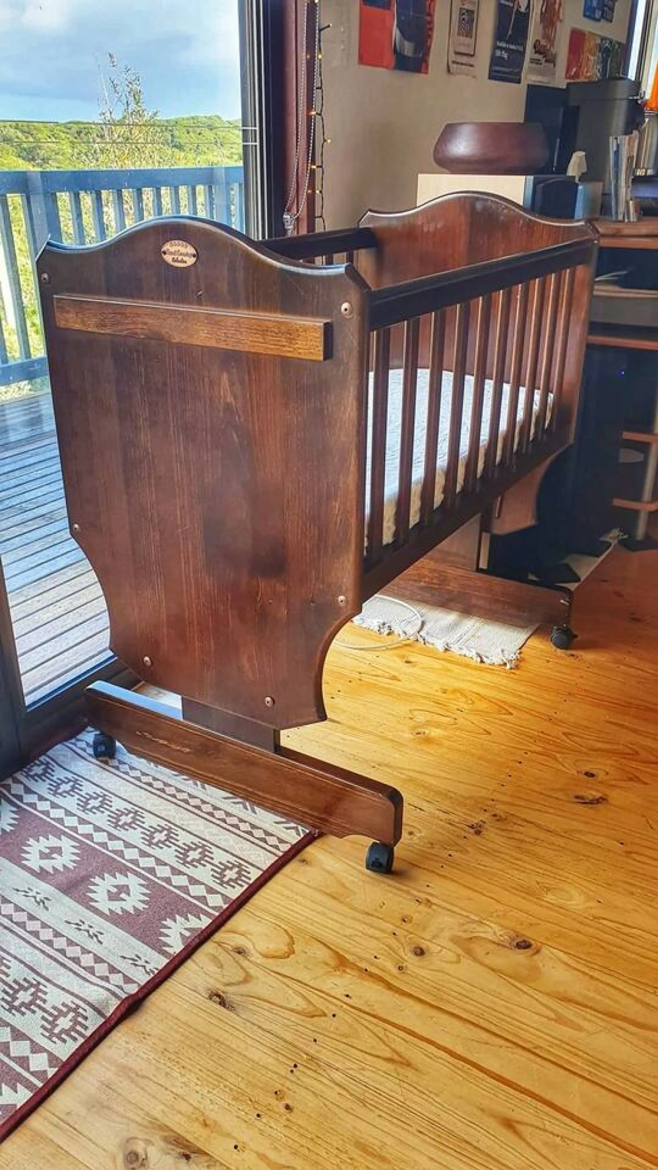 Retro Dunes bedroom with baby cribs